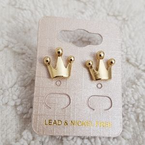 Crown minimalist stud earrings